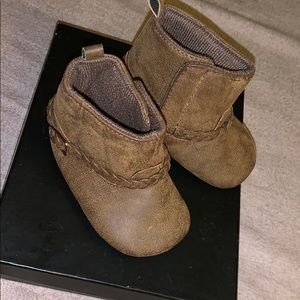 Baby girls booties 3-6 months